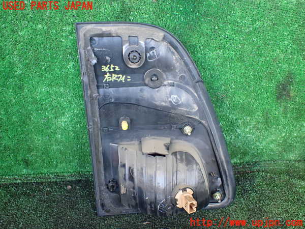 1UPJ-9236521550]ランクル100系(UZJ100W)右リアフィニッシャー 中古_3