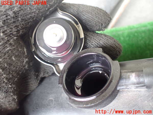 1UPJ-9236522321]ランクル100系(UZJ100W)ラジエーター1 中古_4