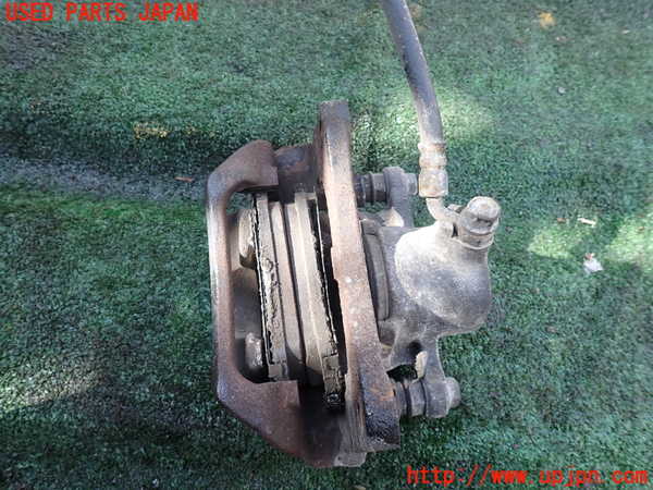 1UPJ-9236524095]ランクル100系(UZJ100W)左リアキャリパー 中古_2
