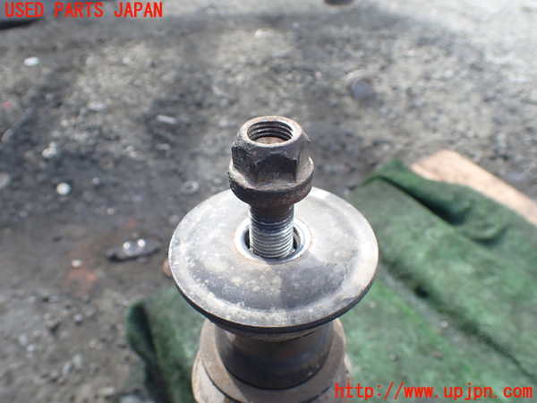 1UPJ-9236525075]ランクル100系(UZJ100W)左リアショックアブソーバー 中古_2