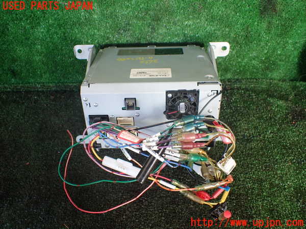 1UPJ-9236526589]ランクル100系(UZJ100W)カーナビゲーション 中古_3