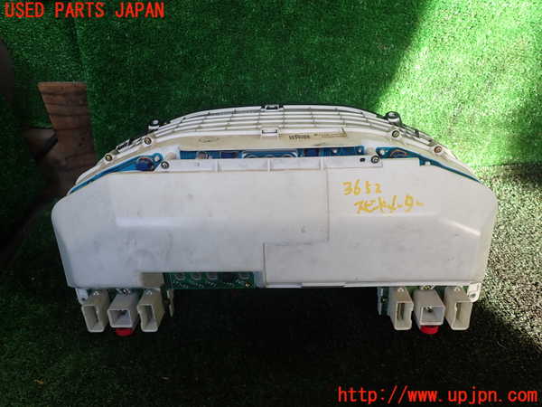1UPJ-9236526170]ランクル100系(UZJ100W)スピードメーター 中古_3