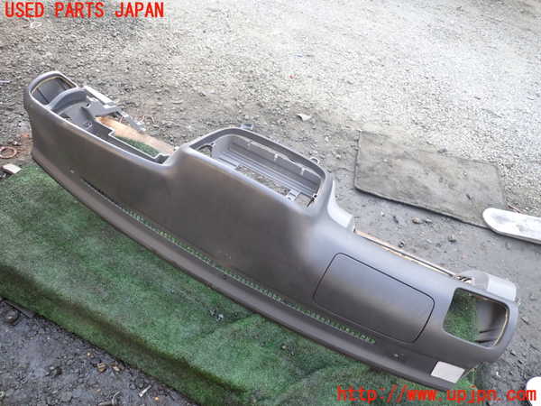 1UPJ-9236527505]ランクル100系(UZJ100W)ダッシュボード 中古_4