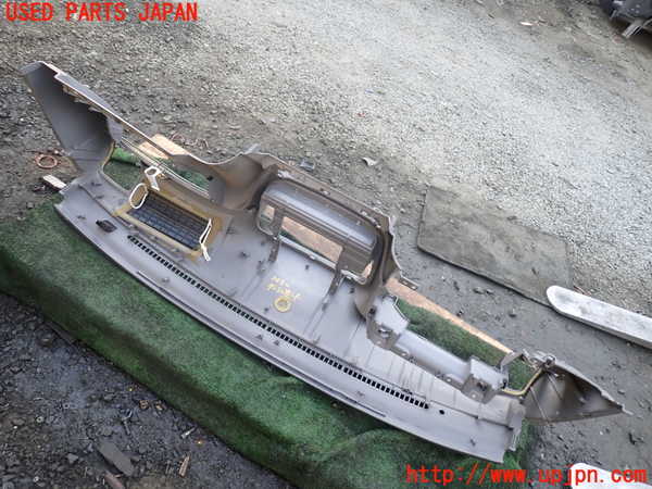 1UPJ-9236527505]ランクル100系(UZJ100W)ダッシュボード 中古_5