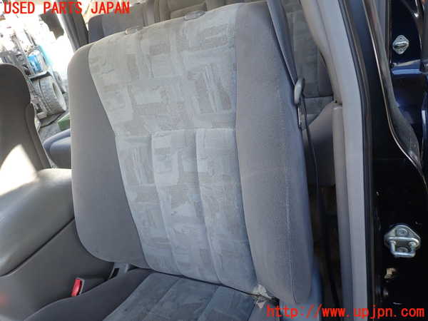 1UPJ-9236527065]ランクル100系(UZJ100W)助手席シート 中古_2