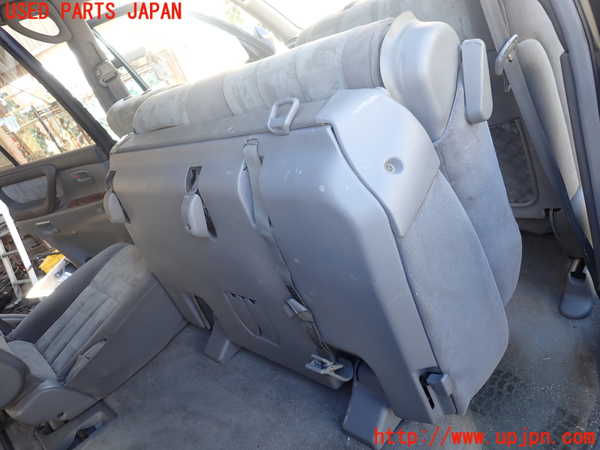 1UPJ-9236527145]ランクル100系(UZJ100W)右2列目シート 中古_5