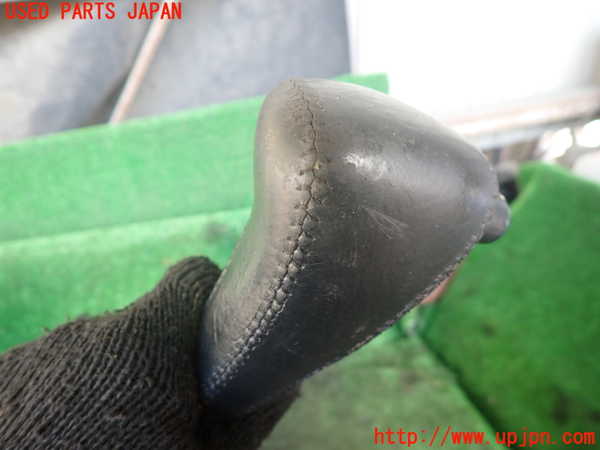 1UPJ-9236527555]ランクル100系(UZJ100W)ATシフトレバー 中古_2