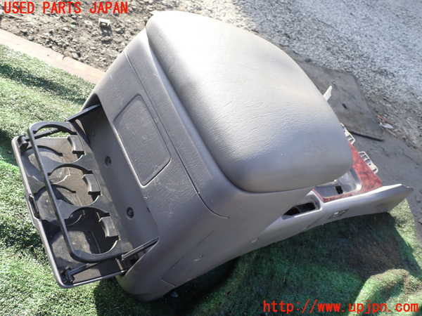 1UPJ-9236527540]ランクル100系(UZJ100W)センターコンソール 中古_4
