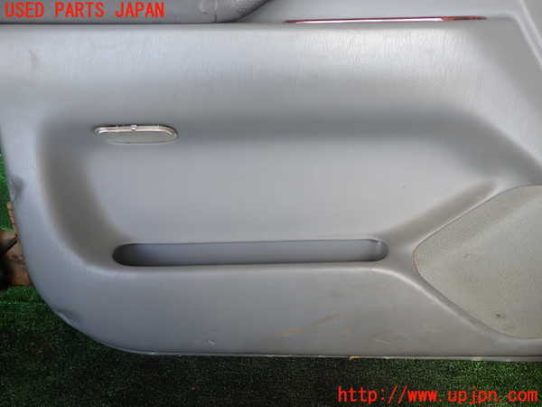 1UPJ-9236521264]ランクル100系(UZJ100W)左前ドア内張り 中古_3