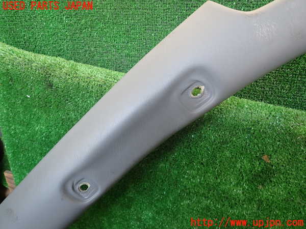 1UPJ-9236527655]ランクル100系(UZJ100W)右フロントピラートリム 中古_2