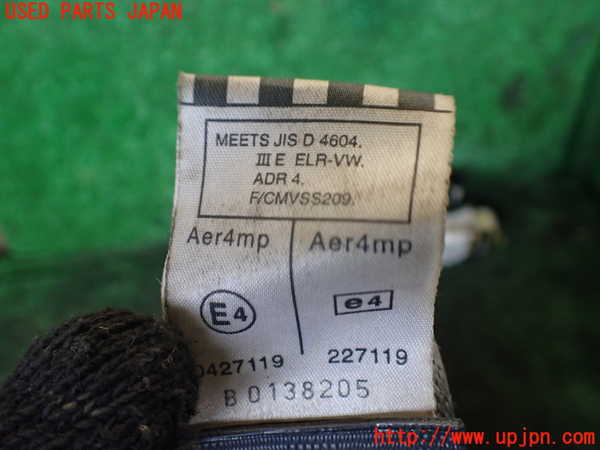 1UPJ-9236527045]ランクル100系(UZJ100W)運転席シートベルト 中古_3