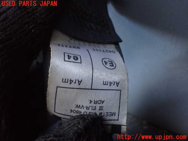 1UPJ-9236527155]ランクル100系(UZJ100W)右2列目シートベルト 中古_3