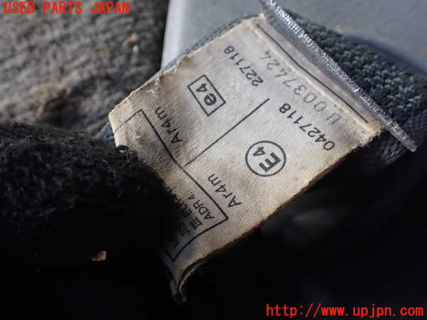 1UPJ-9236527275]ランクル100系(UZJ100W)左3列目シートベルト 中古_2