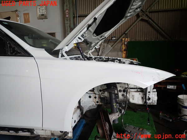 1UPJ-9236531080]BMW 330e(8E20)右前フェンダー 中古_2