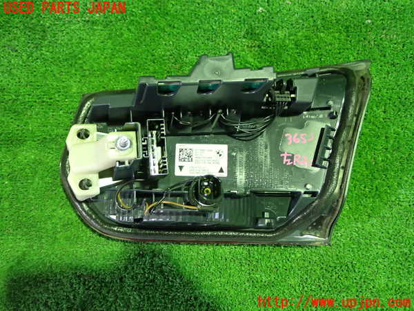 1UPJ-9236531552]BMW 330e(8E20)左リアフィニッシャー 中古_2