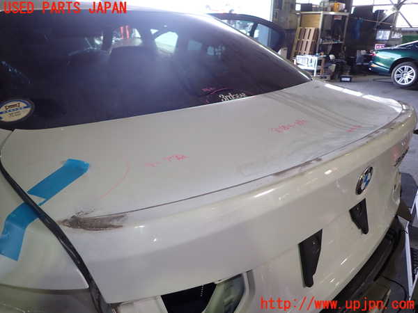 1UPJ-9236531500]BMW 330e(8E20)トランク 中古_2