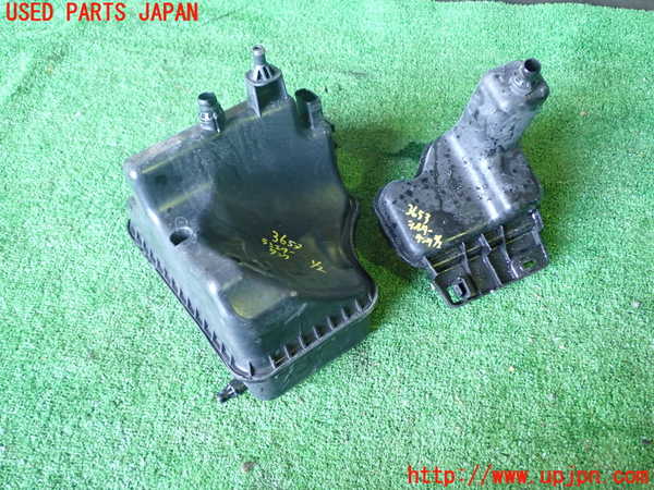 1UPJ-9236532410]BMW 330e(8E20)ラジエータータンク 中古_2