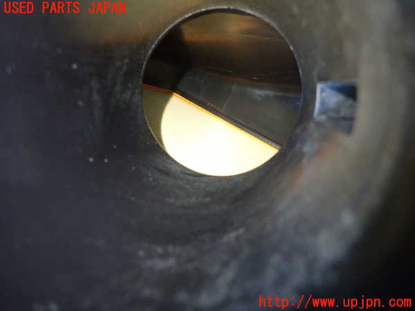 1UPJ-9236532560]BMW 330e(8E20)エアクリーナーボックス 中古_2