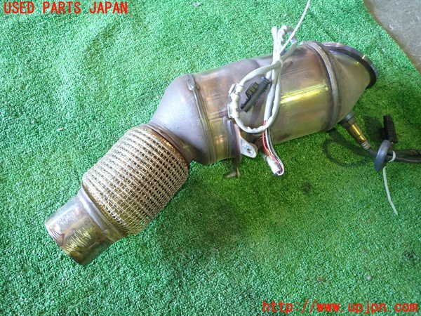 1UPJ-9236532661]BMW 330e(8E20)触媒1 中古_4