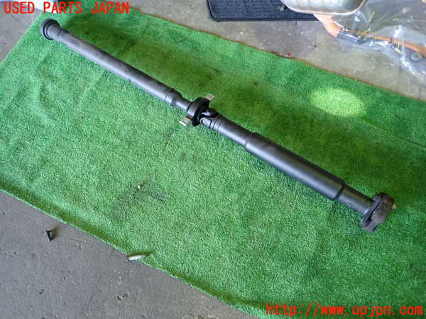 1UPJ-9236533410]BMW 330e(8E20)リアプロペラシャフト 中古_2