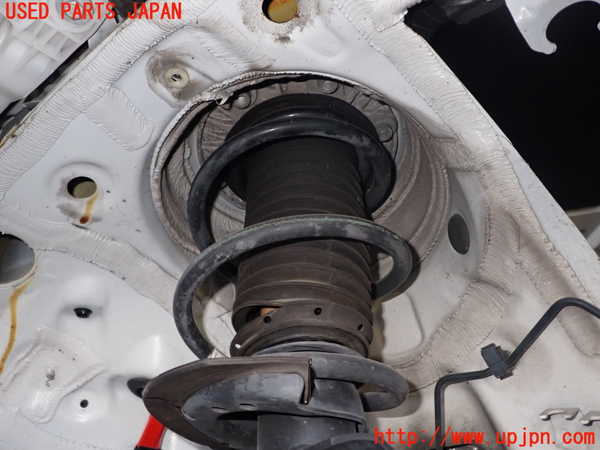 1UPJ-9236535015]BMW 330e(8E20)右フロントストラット 中古_2