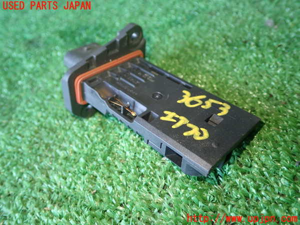 1UPJ-9236536320]BMW 330e(8E20)エアフロメーター エアマスセンサー 中古_3