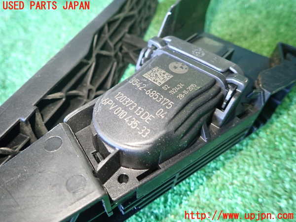 1UPJ-9236536382]BMW 330e(8E20)センサー2 (アクセルペダル) 中古_2