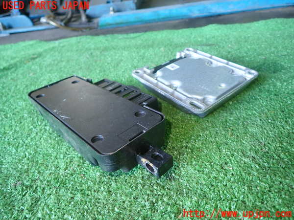 1UPJ-9236536145]BMW 330e(8E20)エアバッグコンピューター 中古_4