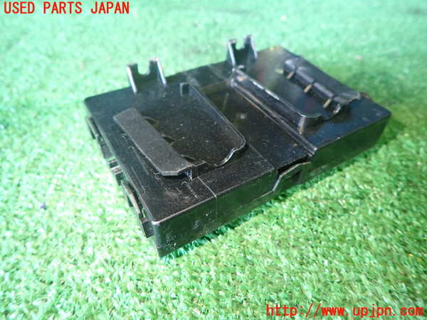 1UPJ-9236536154]BMW 330e(8E20)コンピューター9 中古_3