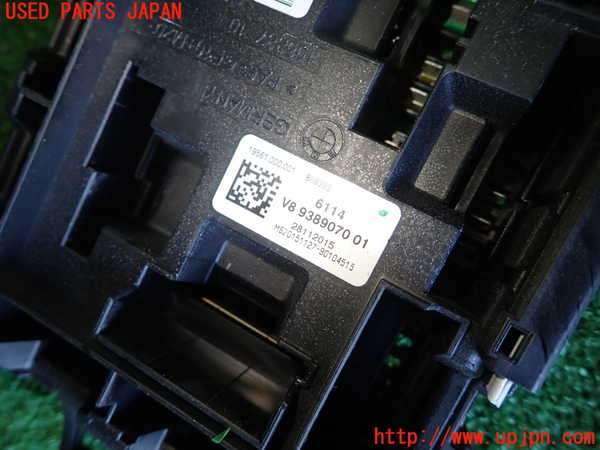 1UPJ-9236536741]BMW 330e(8E20)ヒューズボックス1 中古_2