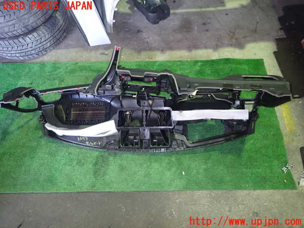 1UPJ-9236537505]BMW 330e(8E20)ダッシュボード 中古_5