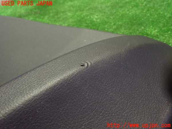 1UPJ-9236531264]BMW 330e(8E20)左前ドア内張り 中古_2