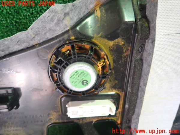1UPJ-9236537691]BMW 330e(8E20)内装トリム類1 中古_4