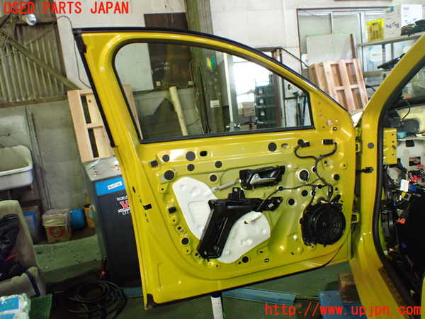 1UPJ-9236541260]プジョー・208(P21HN05)左前ドア 中古(43R-007951 M19)_5