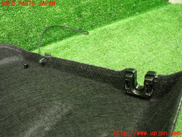 1UPJ-9236547761]プジョー・208(P21HN05)トノカバー1 中古_3