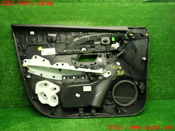 1UPJ-9236541234]プジョー・208(P21HN05)右前ドア内張り 中古_5