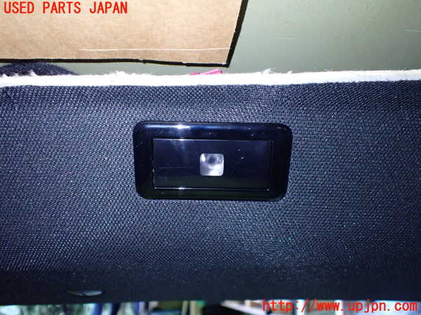 1UPJ-9236546412]プジョー・208(P21HN05)ルームランプ2 (2列目真中) 中古_2