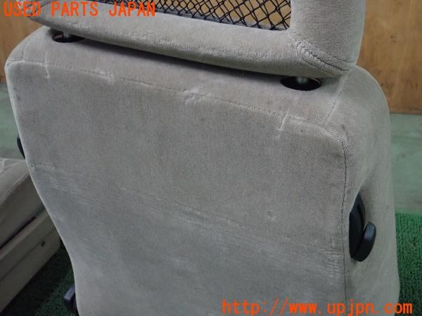 3UPJ=9236550609]ビッグホーン プレジール ロング(UBS73GW)後期 純正オプション RECARO シートセット 運転席 助手席 シートヒーター 中古_4