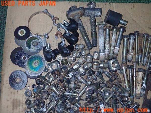 3UPJ=9236550720]ビッグホーン プレジール ロング(UBS73GW)後期 ネジ・ナット・ステー類 セット ジャンク_2