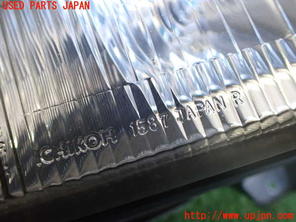2UPJ-9236551130]ビッグホーン(UBS73GW)右ヘッドライト ハロゲン 中古_2