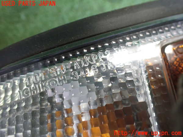 2UPJ-9236551152]ビッグホーン(UBS73GW)左コーナーランプ 中古_2