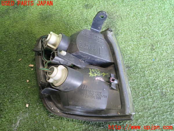 2UPJ-9236551152]ビッグホーン(UBS73GW)左コーナーランプ 中古_3