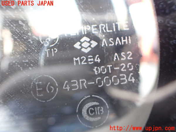 2UPJ-9236551382]ビッグホーン(UBS73GW)左クォーターガラス (43R-00034) 中古_2