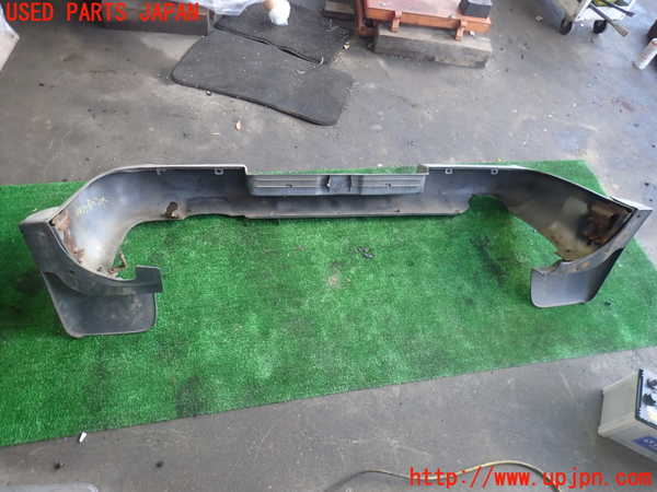 2UPJ-9236551610]ビッグホーン(UBS73GW)リアバンパー (ジャンク品) 中古_4