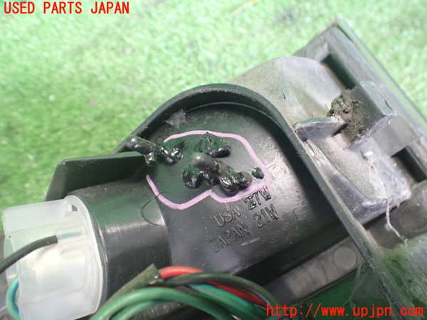 2UPJ-9236551530]ビッグホーン(UBS73GW)右テールランプ 中古_4
