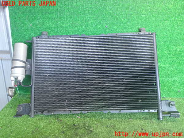 2UPJ-9236556031]ビッグホーン(UBS73GW)エアコンコンデンサー1 中古_2