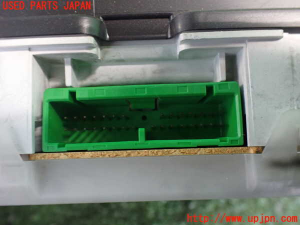 2UPJ-9236556170]ビッグホーン(UBS73GW)スピードメーター 中古_4