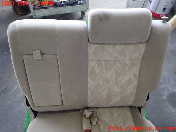 2UPJ-9236557175]ビッグホーン(UBS73GW)左2列目シート 中古_2