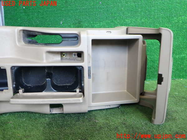 2UPJ-9236557540]ビッグホーン(UBS73GW)センターコンソール 中古_3