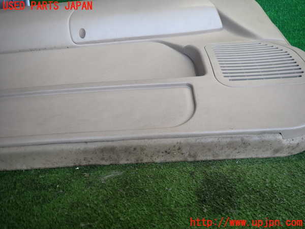 2UPJ-9236551264]ビッグホーン(UBS73GW)左前ドア内張り 中古_3